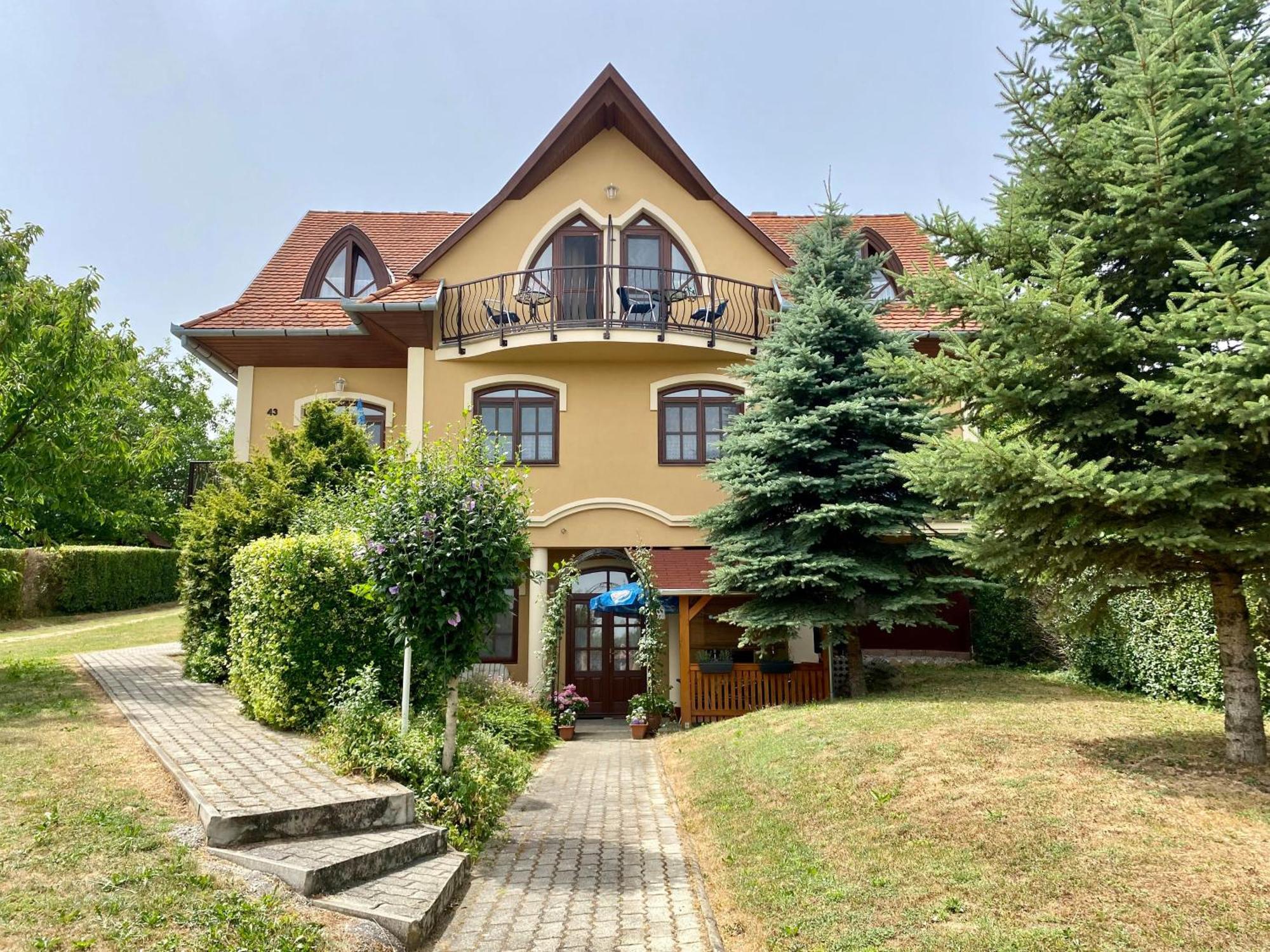 Katalin App. Zalagyoengye Apartment Zalakaros Ngoại thất bức ảnh