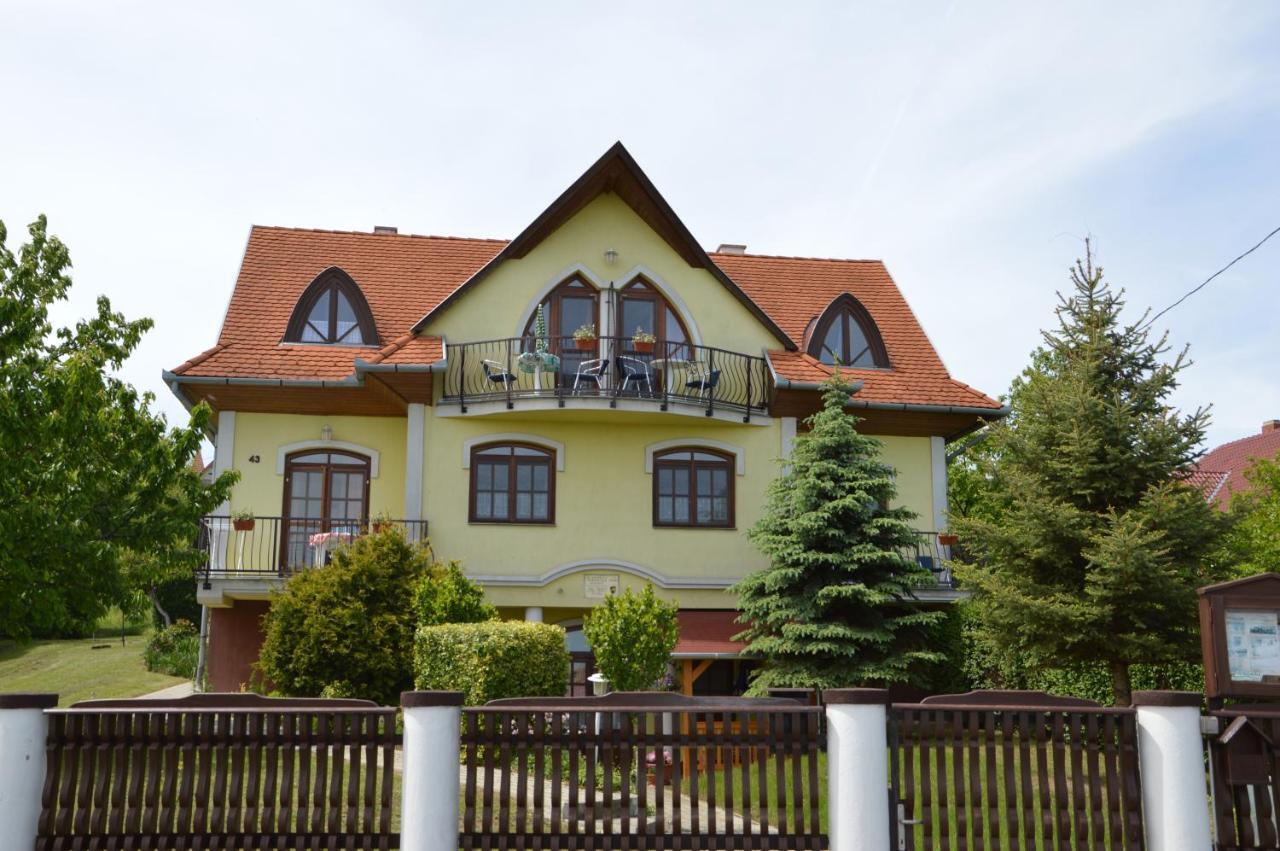Katalin App. Zalagyoengye Apartment Zalakaros Ngoại thất bức ảnh