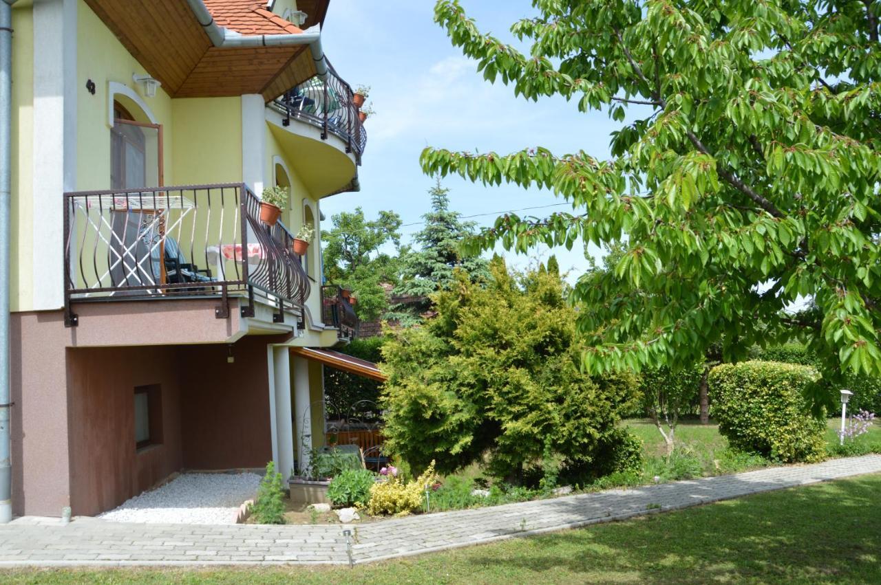 Katalin App. Zalagyoengye Apartment Zalakaros Ngoại thất bức ảnh